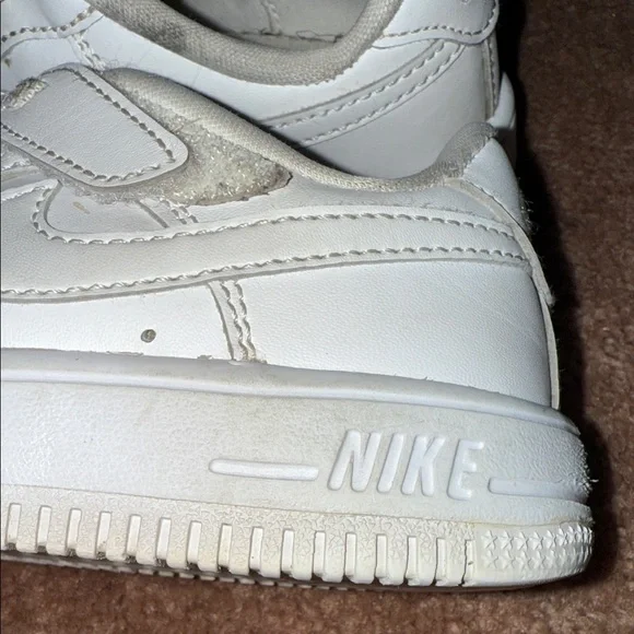 Nike Kids' Sneakers - Picture 5 of 6